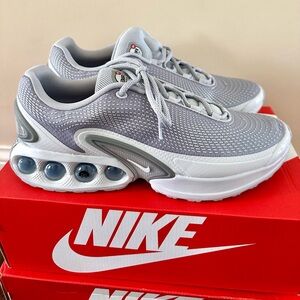 Brand New Nike Air Max DN Wolf Grey Casual Shoes Men’s SIZE 11.5 & 13
